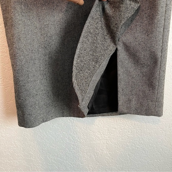 Talbots Cascading Ruffle Wool Blend Pencil Career Skirt Women's Size 2 - Picture 5 of 9